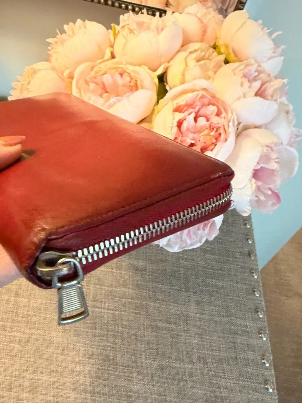 Yves Saint Laurent Red Leather Zip around Long Wallet with Stitched YSL - Picture 6 of 11